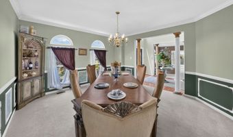 3 Surrey Way, Alexandria Twp., NJ 08867