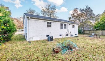 2333 Birchcrest Dr, Charlotte, NC 28205