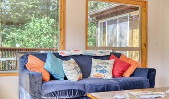 19921 WHALESHEAD Rd B8, Brookings, OR 97415