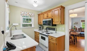 48 Patterson St, Augusta, ME 04330