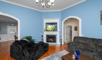 715 Tudor Ln, Boiling Springs, SC 29316