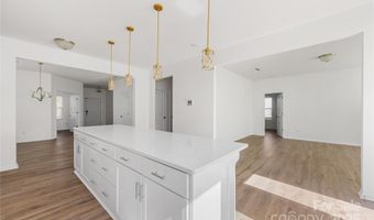 723 Yorkshire Dr, Albemarle, NC 28001