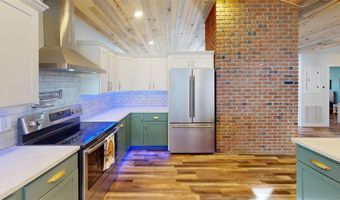 1226 Birch Ln, Cody, WY 82414