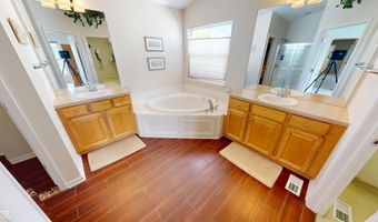 16665 Lakeville Xing, Westfield, IN 46074