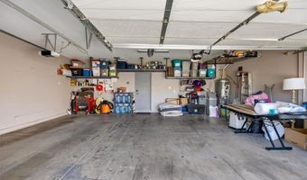 10661 Shelter Hill Ct, Las Vegas, NV 89129
