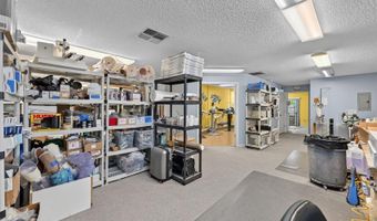 7 W MAIN St 12-14, Apopka, FL 32703