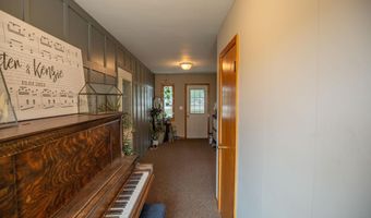 2305 Highway 18 E, Algona, IA 50511