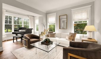 6617 LYBROOK Ct, Bethesda, MD 20817