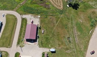 1 Skinner St, Akaska, SD 57420