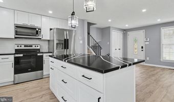 11112 FRUITWOOD Dr, Bowie, MD 20720