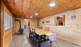 1671 Burns Ct, Austin, IN 47102