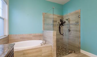 5116 COASTAL SCENE Dr, Apollo Beach, FL 33572