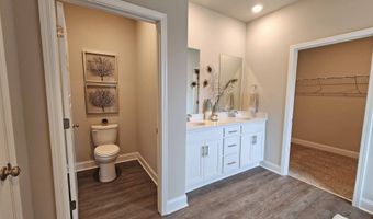 330 CORNERSTONE CRSG, Brandon, MS 39042