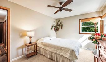 1222 Iowa Dr, Madison, WI 53704