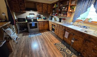 217 5TH St, Alpha, MI 49902
