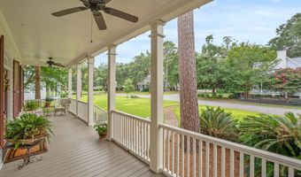 110 Coosaw Club Dr, Beaufort, SC 29907