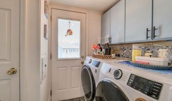 38 Kings Ln, Cape May Court House, NJ 08210