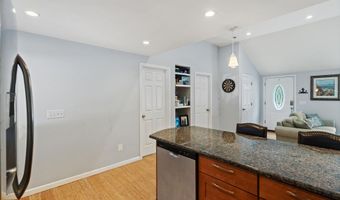 104 Sloop Creek Rd, Bayville, NJ 08721