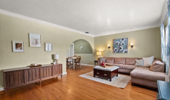 37 E VANDERBILT St, Orlando, FL 32804