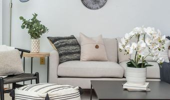 870 Inman Village Pkwy NE 201, Atlanta, GA 30307