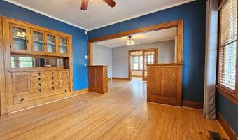 901 N 1ST St, Aberdeen, SD 57401