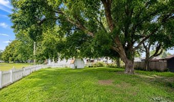 820 S 1st St, Albion, NE 68620