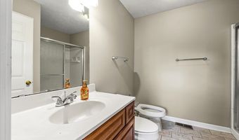 4100 River Rd, Baxter, TN 38544