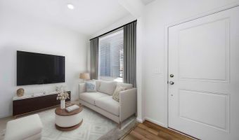 22392 E 38th Pl, Aurora, CO 80019