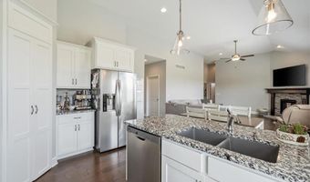 1327 N 161st Ter, Basehor, KS 66007
