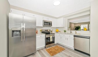 10532 LIME TREE Way, Beltsville, MD 20705