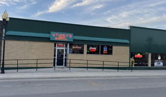 920-924 Parriott St, Aplington, IA 50604