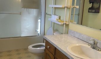 607 Kottmeier St, Ava, MO 65608