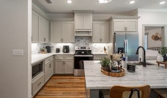 1902 Pebblewood E, Adel, GA 31620