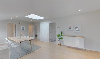26 Cliff Ave 4, Newport, RI 02840