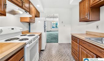 168 Springhouse Rd, Allentown, PA 18104