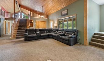522 S 3rd St, Aurora, MN 55705