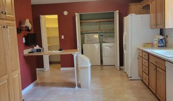 825 WANDERING Ln, Beaver, WV 25813