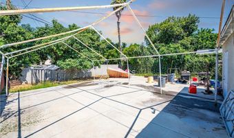 601 S Pearl Ave, Compton, CA 90221
