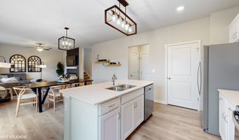 2834 NW 29TH St, Ankeny, IA 50023