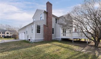 38 Kristen Ln, North Kingstown, RI 02852