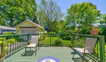 24 Toole Dr, Branford, CT 06405