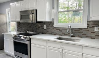 230 Main St, Andover, NJ 07821