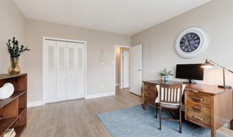 4141 N HENDERSON Rd 805, Arlington, VA 22203