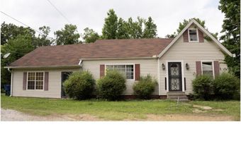 302 Armstrong St, Batesville, MS 38606