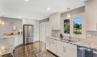 1308 Geneva Dr, Alexandria, MN 56308