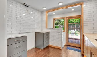 2641 W 27th Ave, Anchorage, AK 99517