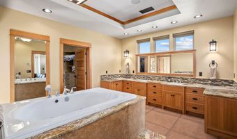 10771 E Langell Valley Rd, Bonanza, OR 97623