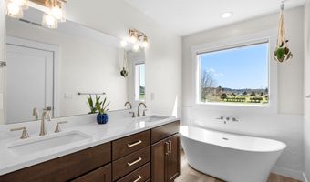 35680 BELLA RIDGE Loop, Astoria, OR 97103