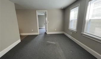 217 State St 2R, Bristol, RI 02809