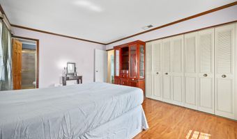 287 Church St, Aberdeen, NJ 07747